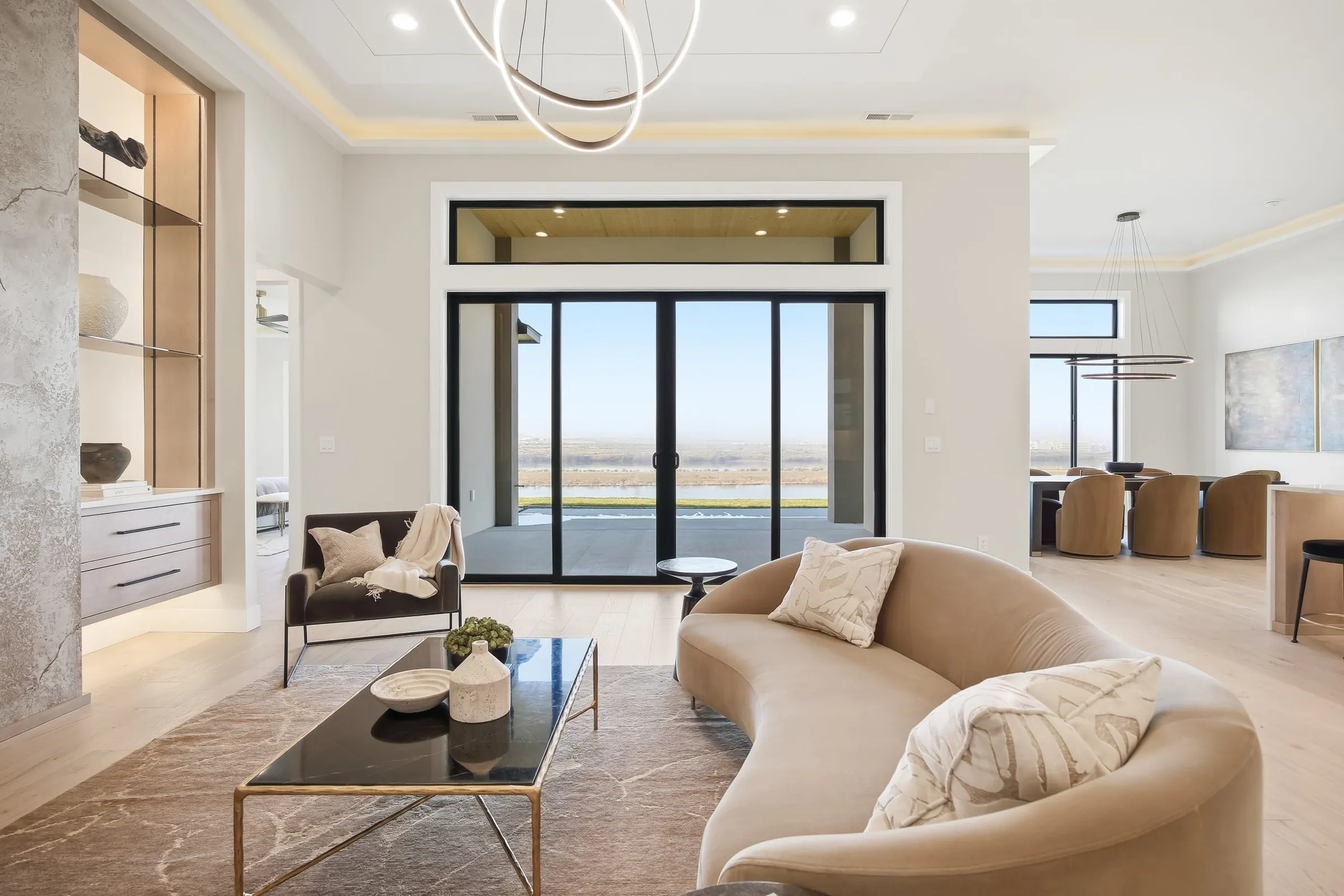 Move-In Ready vs. Building: Which Option Fits Your Life Right Now?