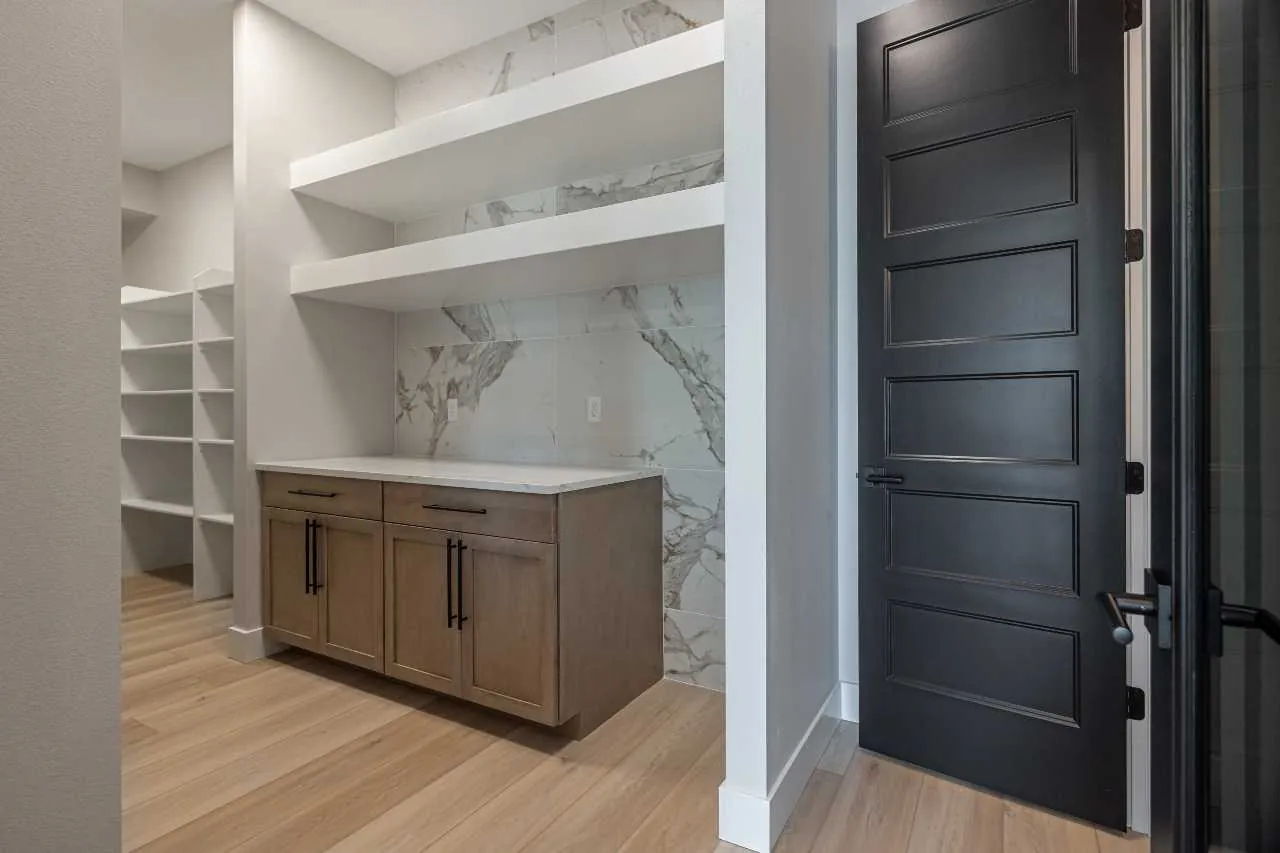 Innovations in Custom Home Design: What Sets Luxury Home Builders Apart?